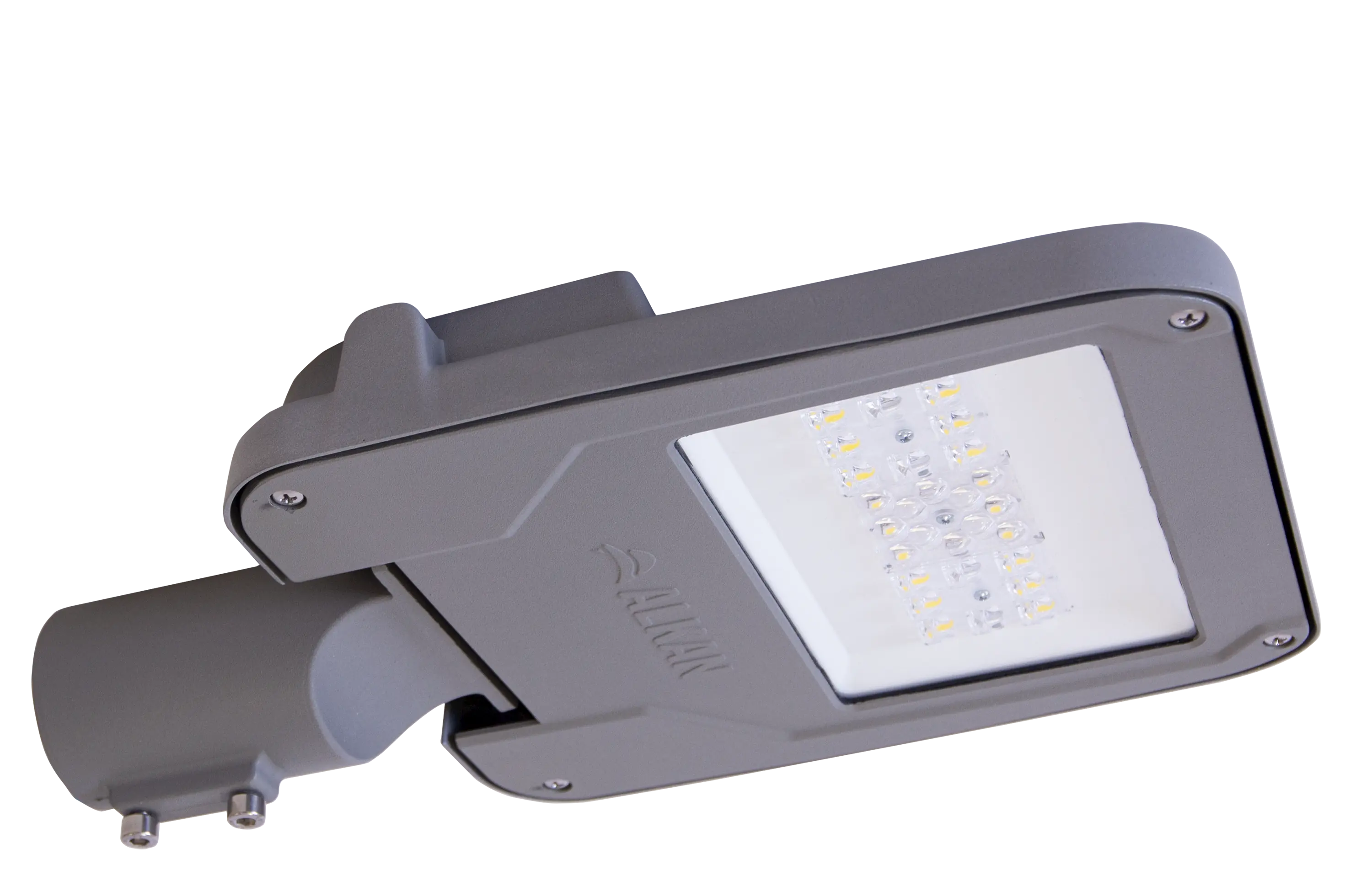 LED Luminaire with superior lighting performance and durability